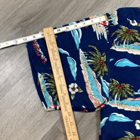 Big Dogs Hawaiian Big Kahuna All Over Print Navy Short Sleeve Button Up Shirt - Picture 11 of 12